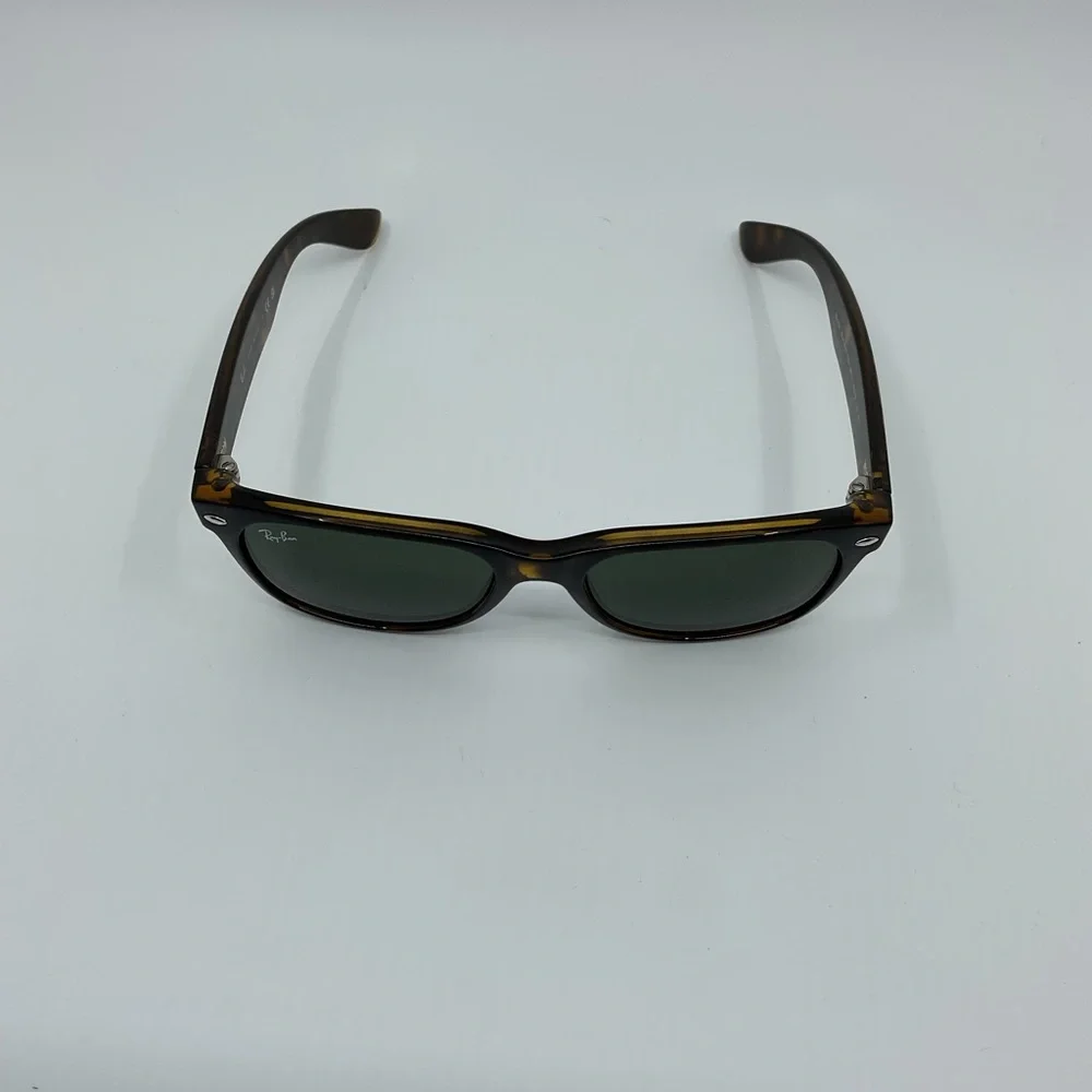 Ray-Ban New Wayfarer Classic Tortoise Shell Sunglasses - Picture 3 of 10